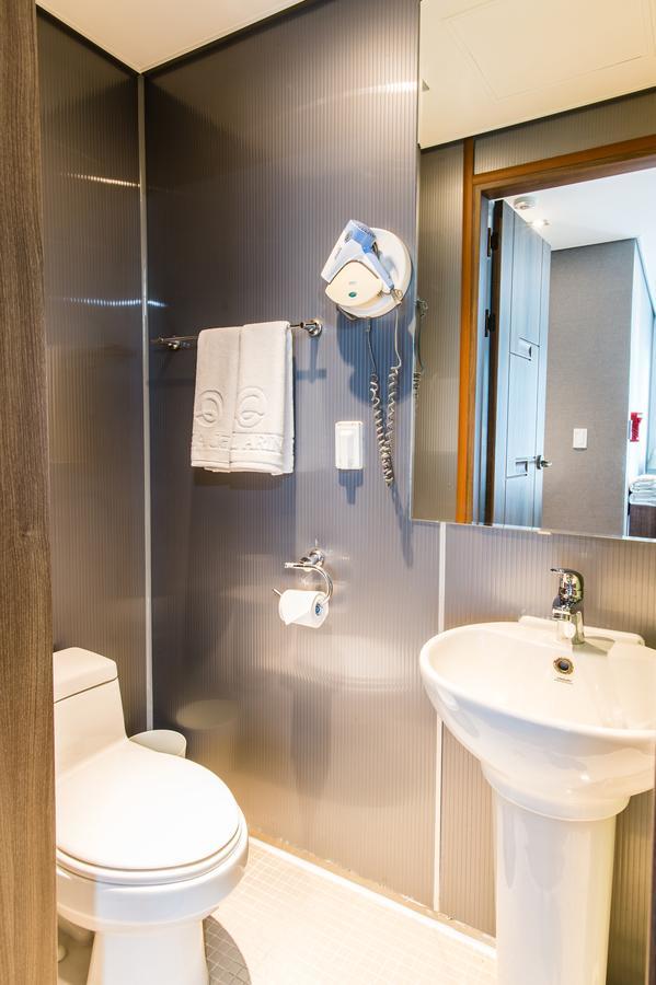 Hotel Arinus Shinchon Seoel Buitenkant foto
