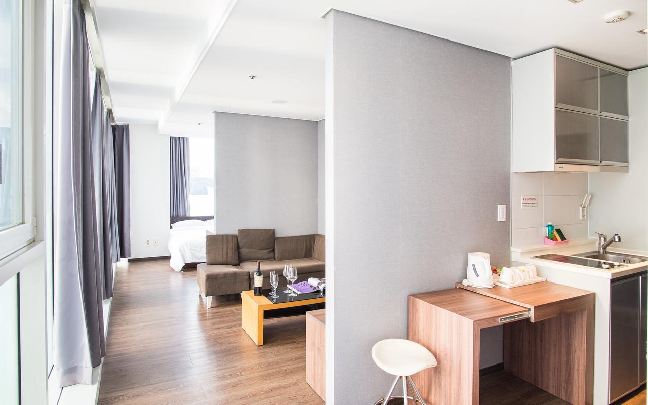 Hotel Arinus Shinchon Seoel Buitenkant foto