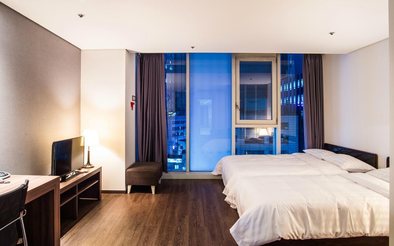 Hotel Arinus Shinchon Seoel Buitenkant foto